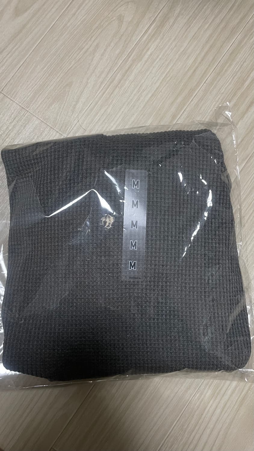 유니클로 와플헨리넥 그레이 M 새 상품 상품이미지3