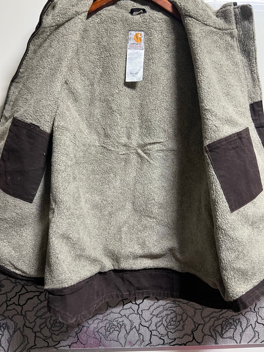 칼하트 셰르파 다크브라운 베스트 상품이미지6