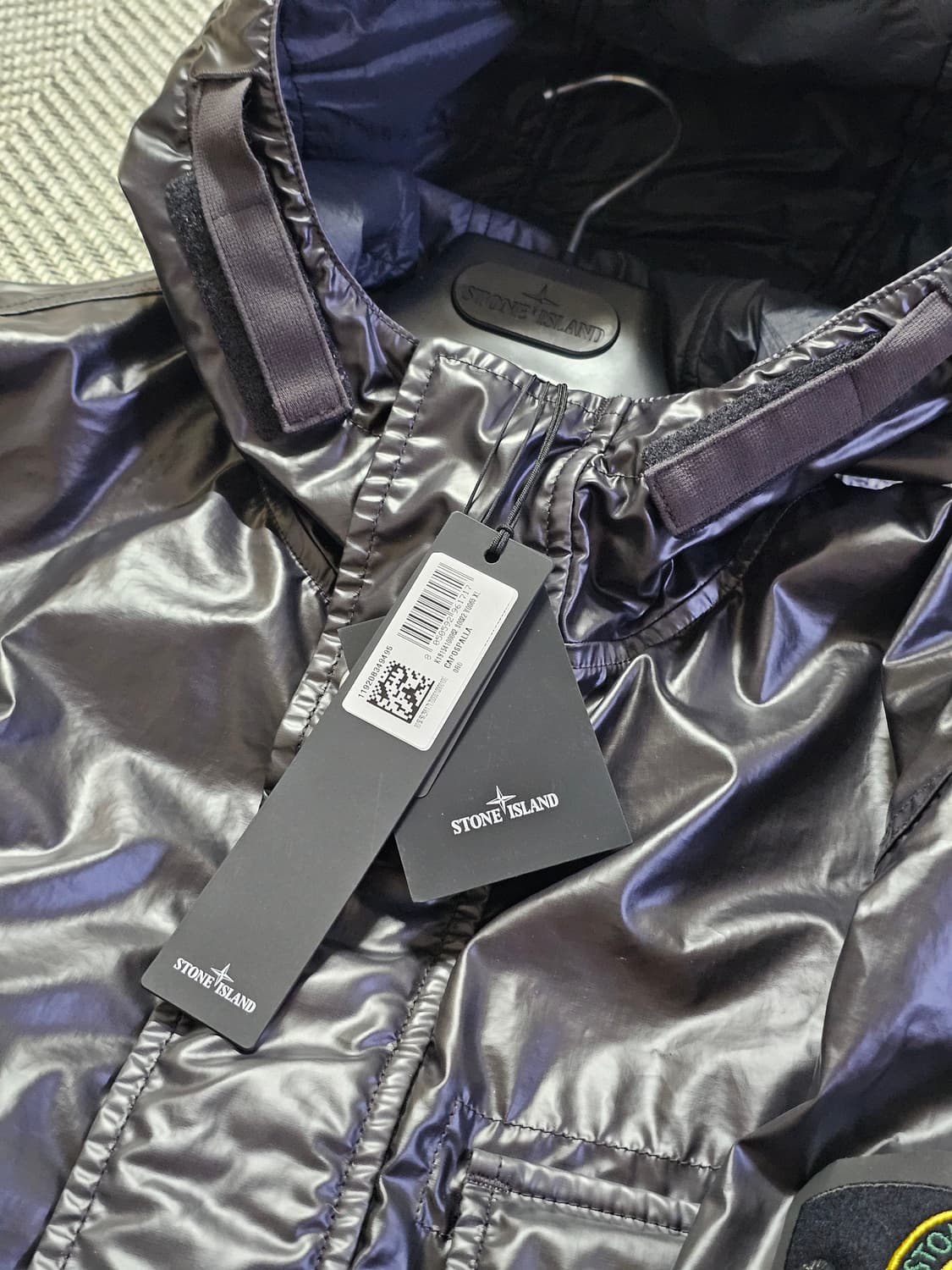 스톤아일랜드 무솔라 고마타-TC 윈드 앤 워터 레지스턴트 패딩 후드 자켓 상품이미지3