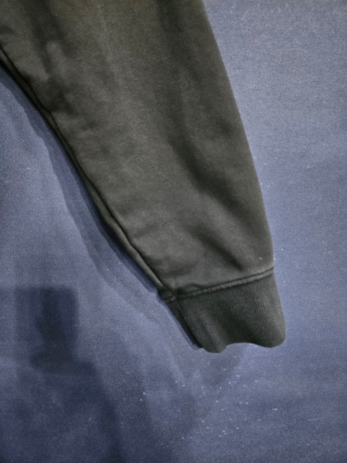 노스페이스 블랙 남성 세미오버핏 100 맨투맨  상품이미지5