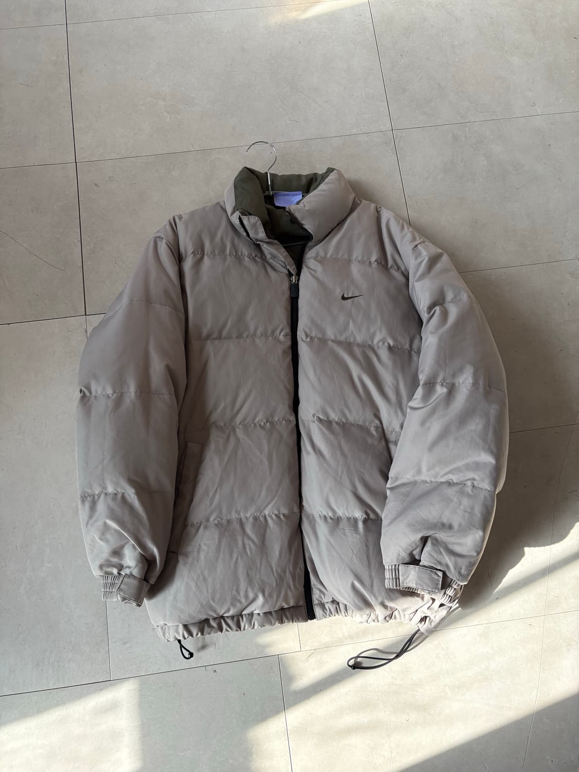 나이키 00s 카키베이지 패딩 상품이미지7