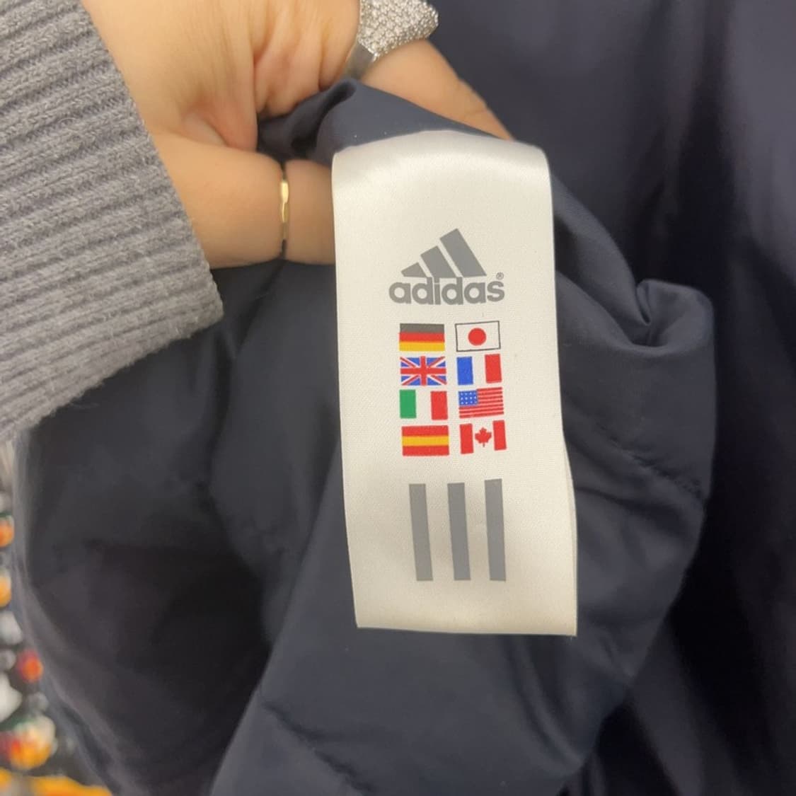 아디다스 레알마드리드 올드스쿨 빈티지 패딩 점퍼100 C06624 상품이미지6