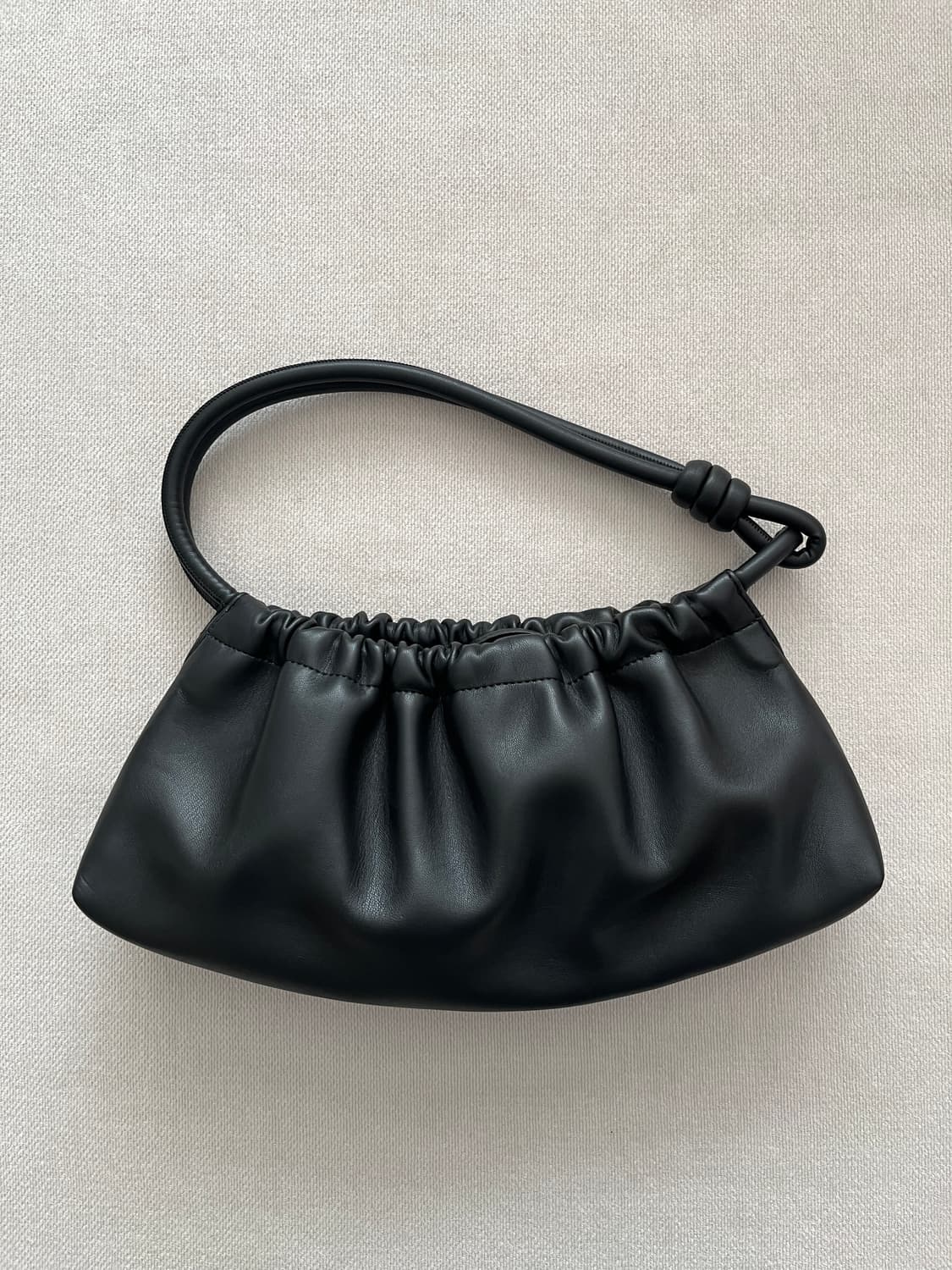 나누슈카 숄더백 상품이미지1