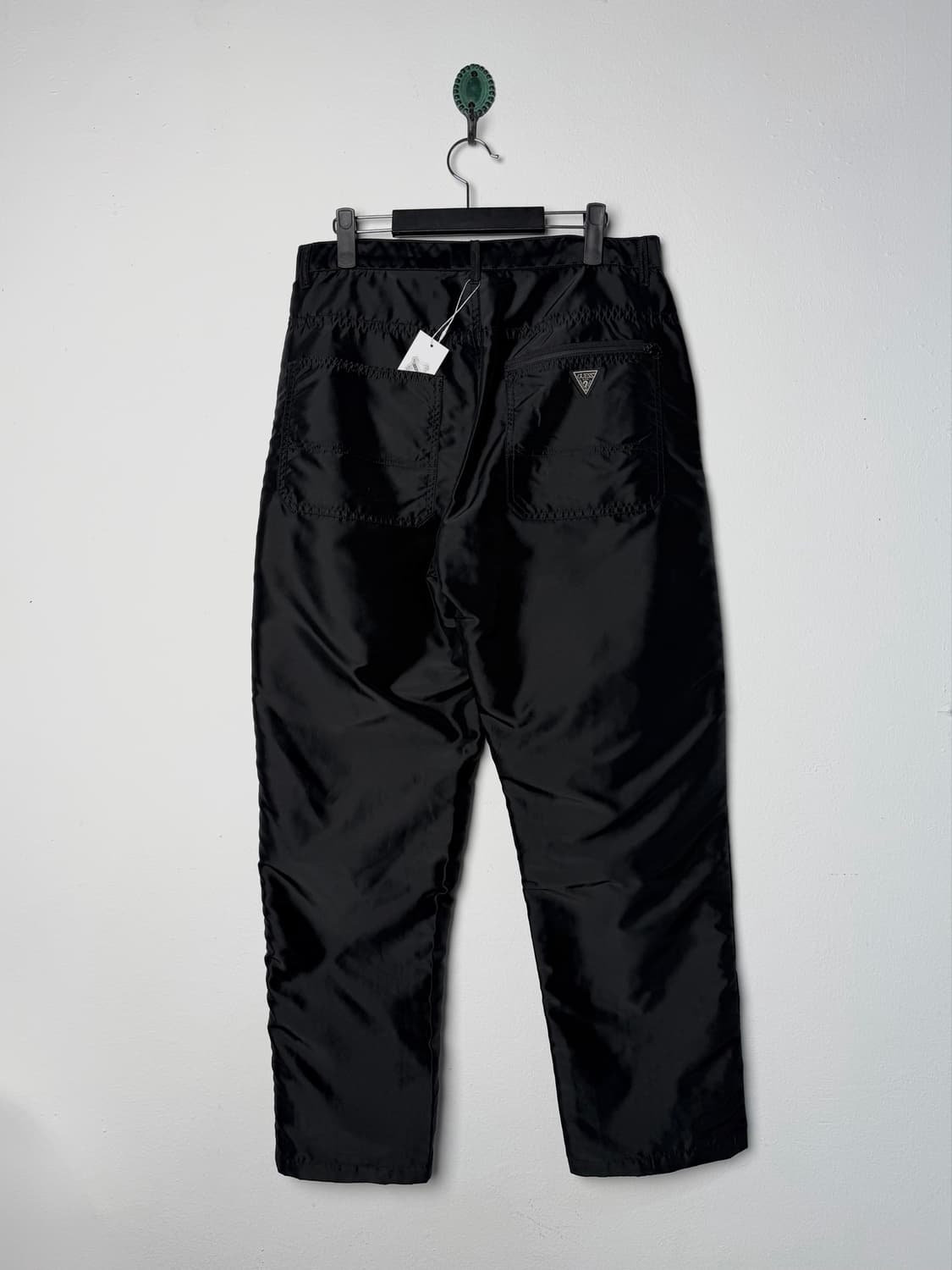 90s 게스 나일론 파라슈트 팬츠 (MADE IN USA) 상품이미지5