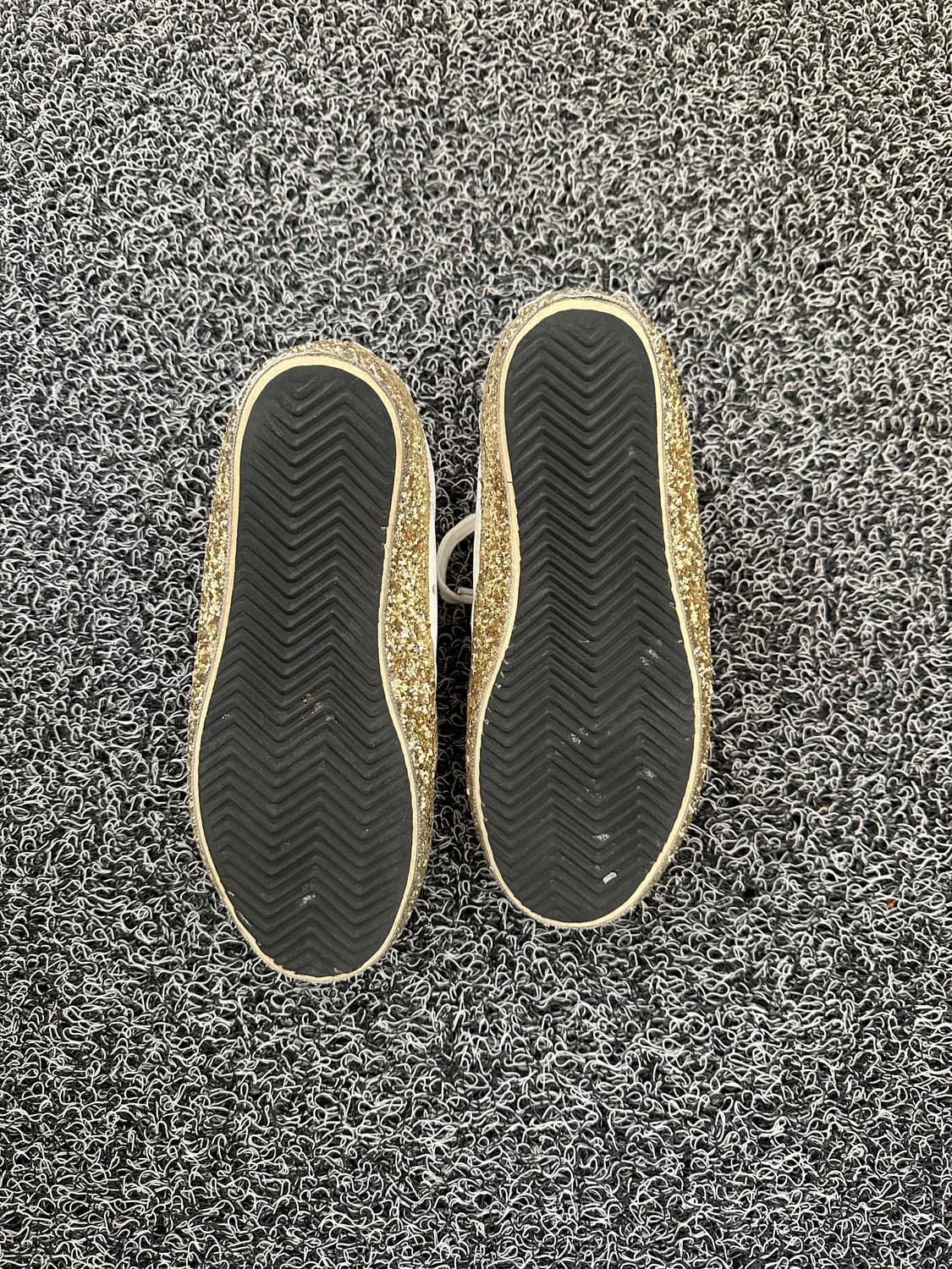 골든구스 슈퍼스타 스니커즈 37 상품이미지4