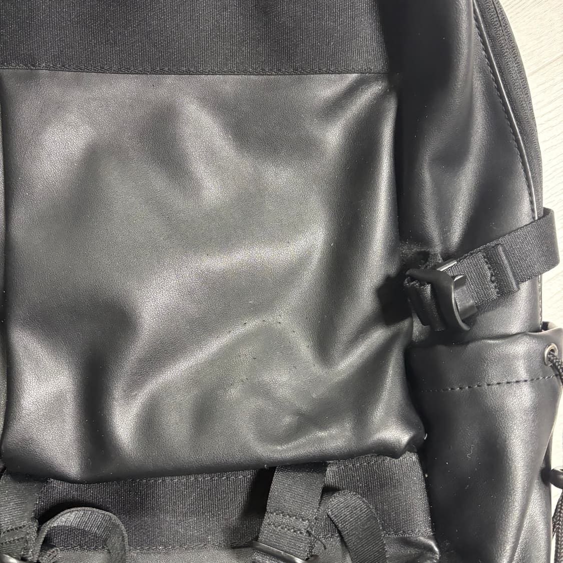 만다리나덕 노마드 백팩 상품이미지3