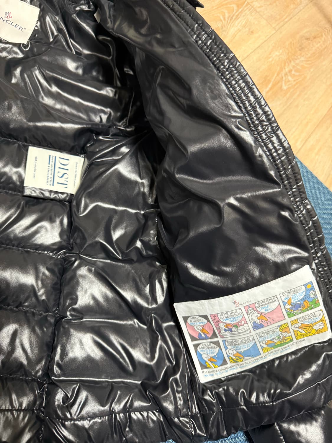 몽클레어 23 FW 마야 유광 패딩 0 size 여성 상품이미지2