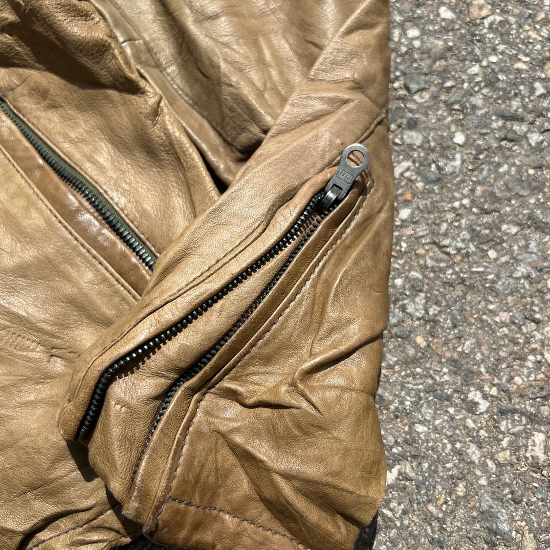 International Gallery Beams 쉽스킨 레더 자켓 상품이미지6