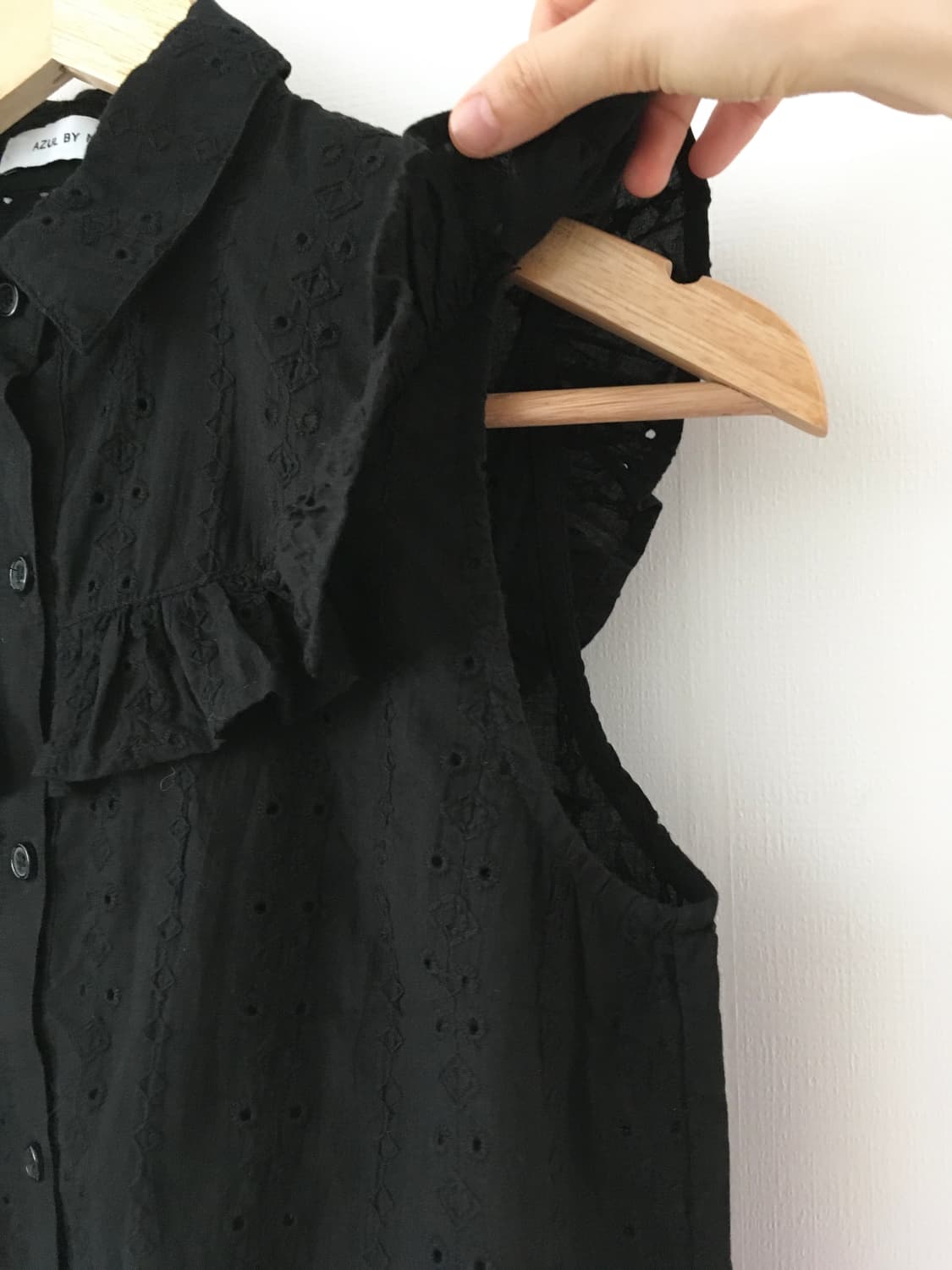 punching sleeveless blouse 상품이미지6