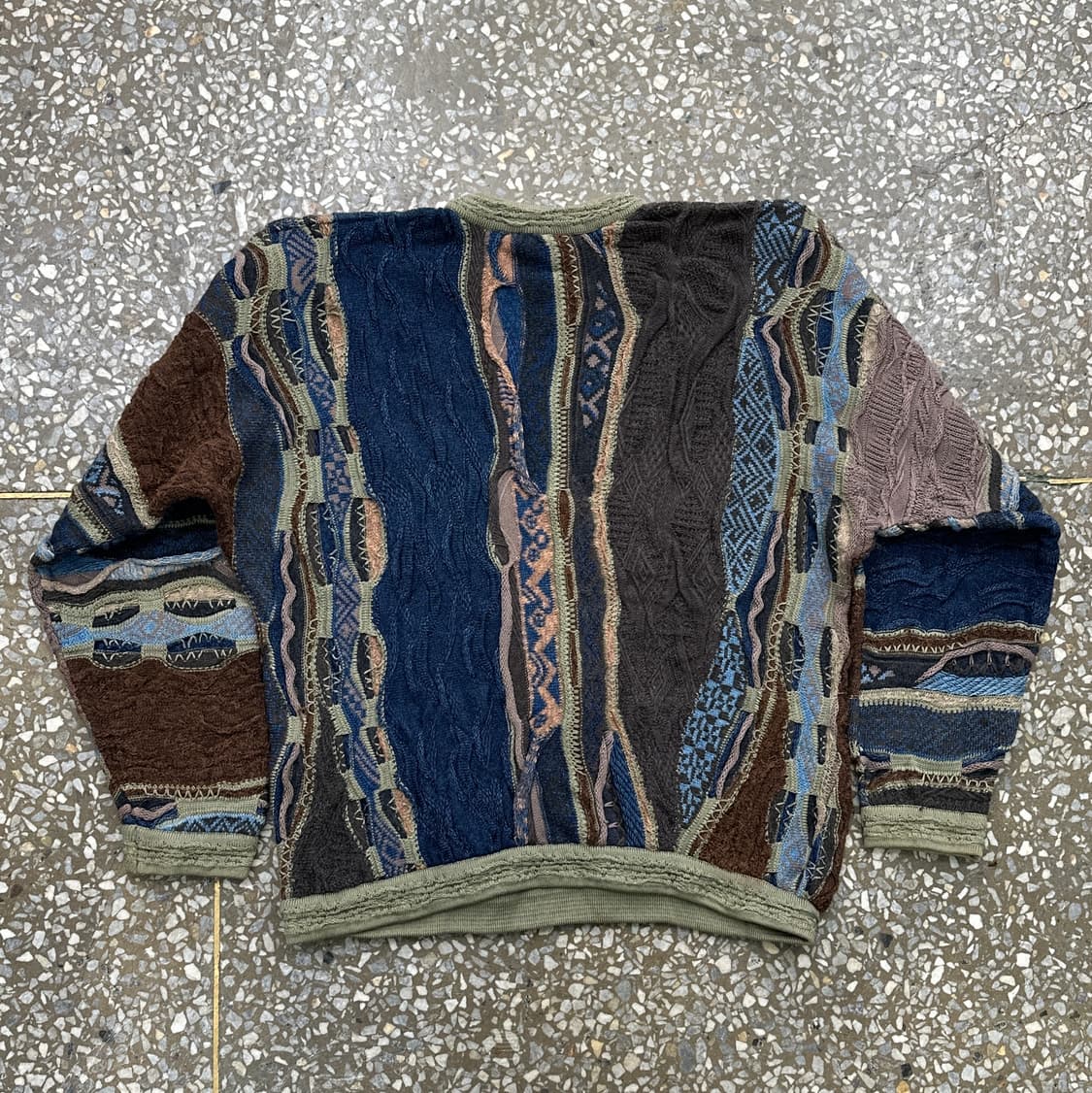 쿠지 3D 니트 스웨터 L 상품이미지3