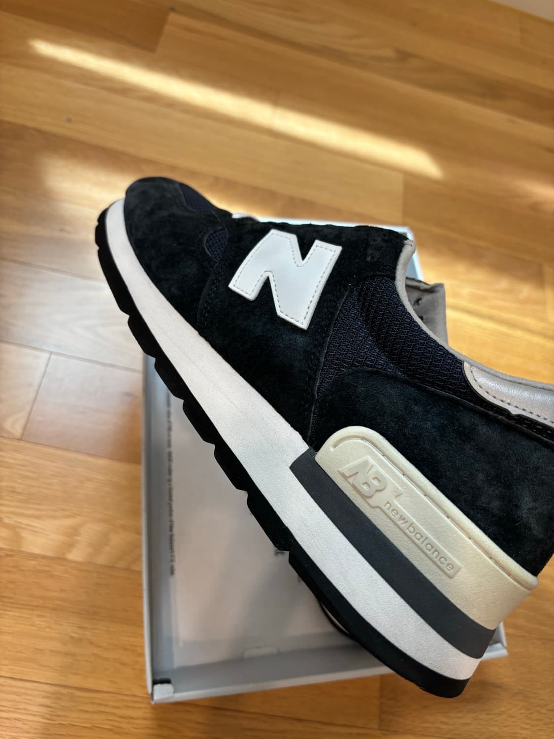 뉴발란스 m990v1 네이비 285 상품이미지6