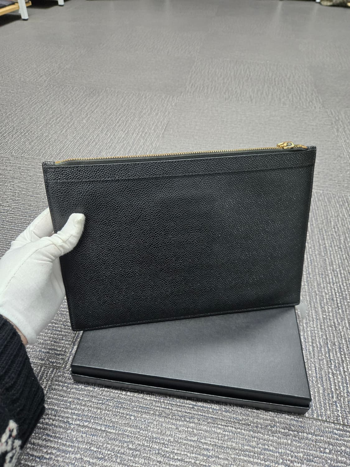 [특가][정품] 톰브라운 삼선 클러치백 상품이미지2