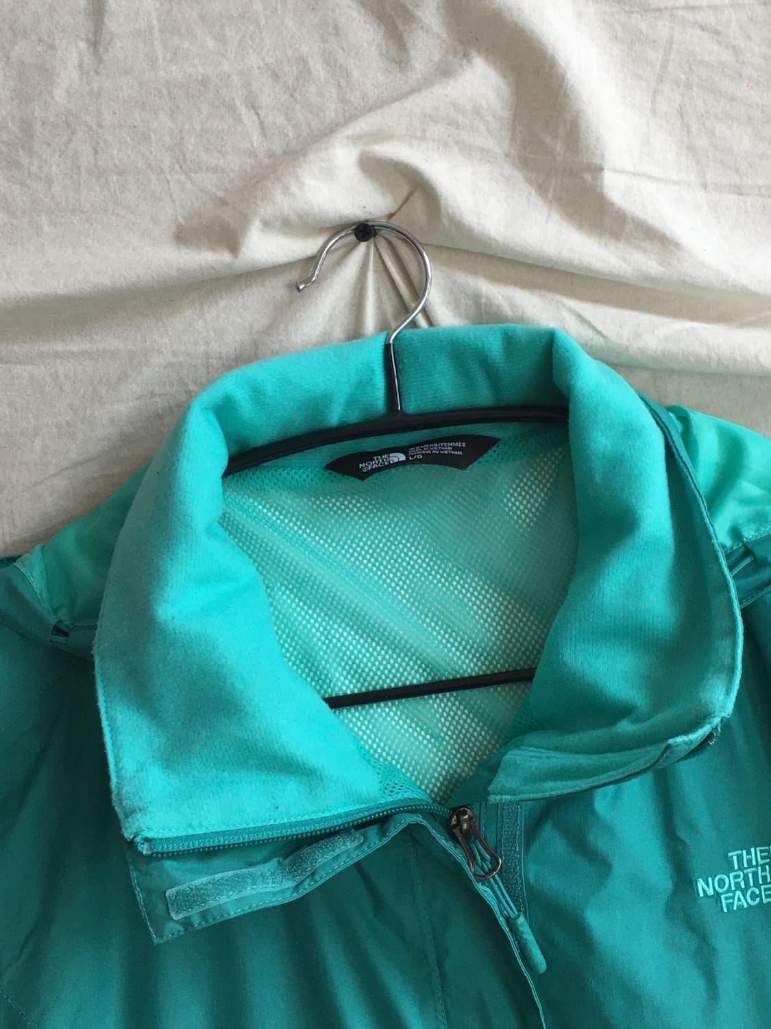 노스페이스 가슴로고 바람막이 상품이미지4