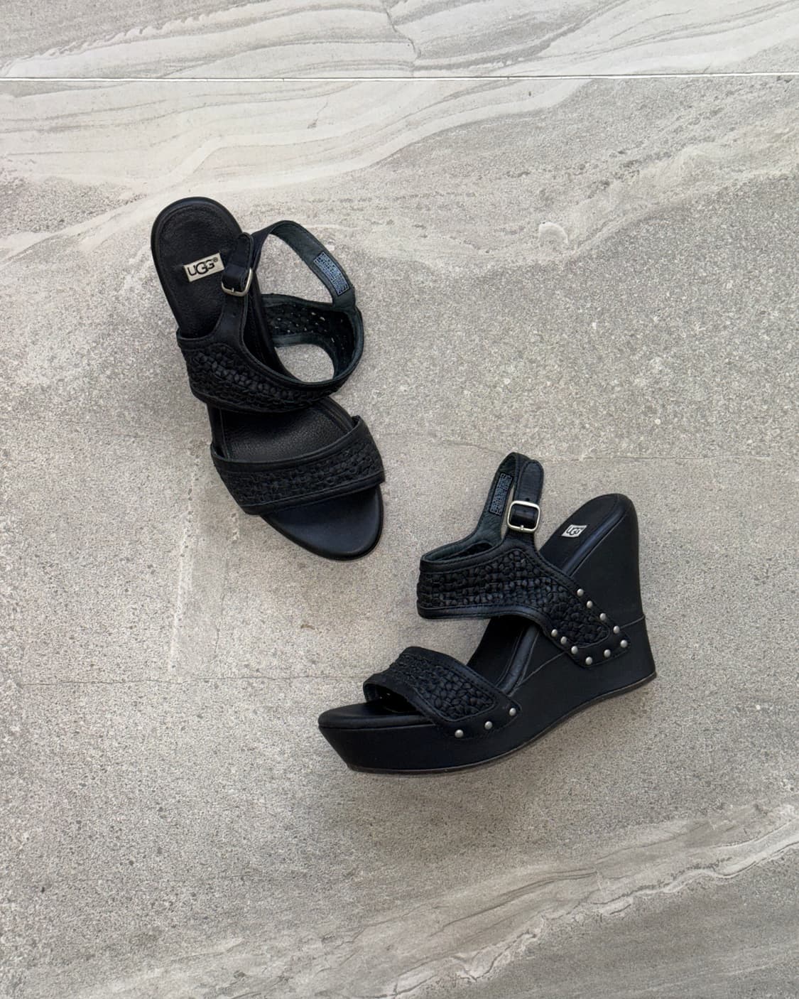 UGG black woven leather platform sandals 상품이미지1