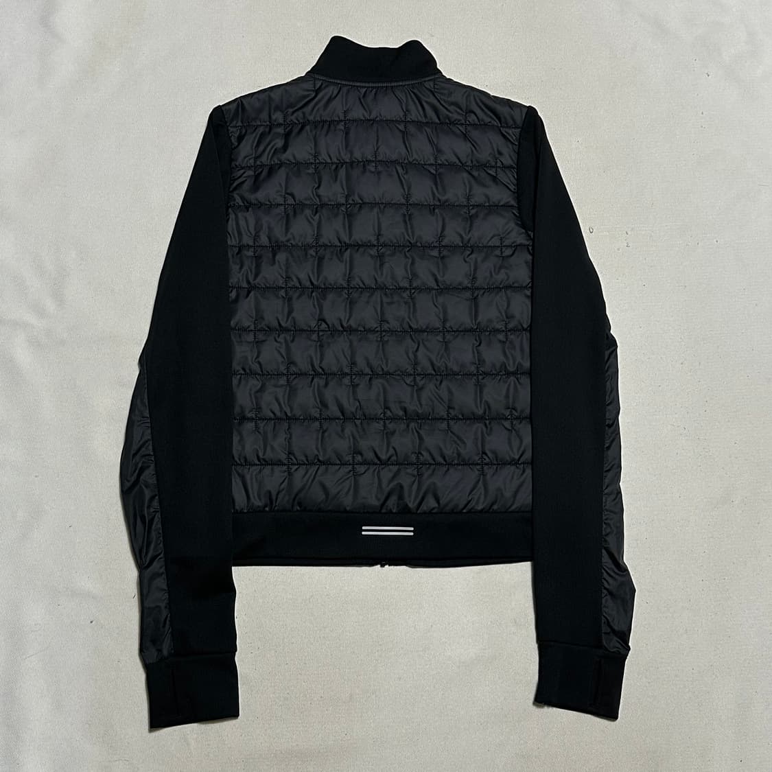 L 나이키 써마 핏 러닝 경량 패딩   상품이미지3