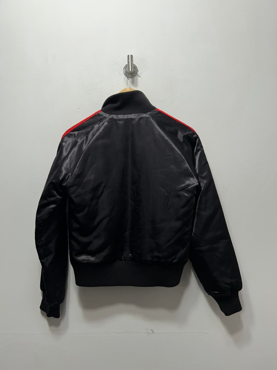 아디다스 딥브라운 새틴 봄버자켓 S 여성  상품이미지2