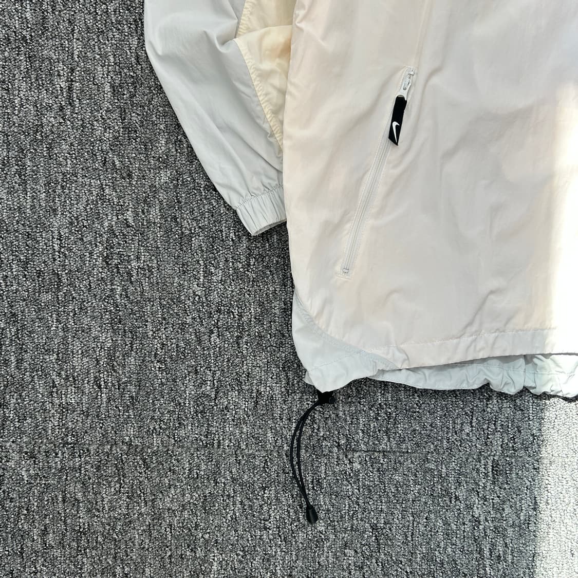 나이키 아노락 패커블 바람막이 상품이미지3