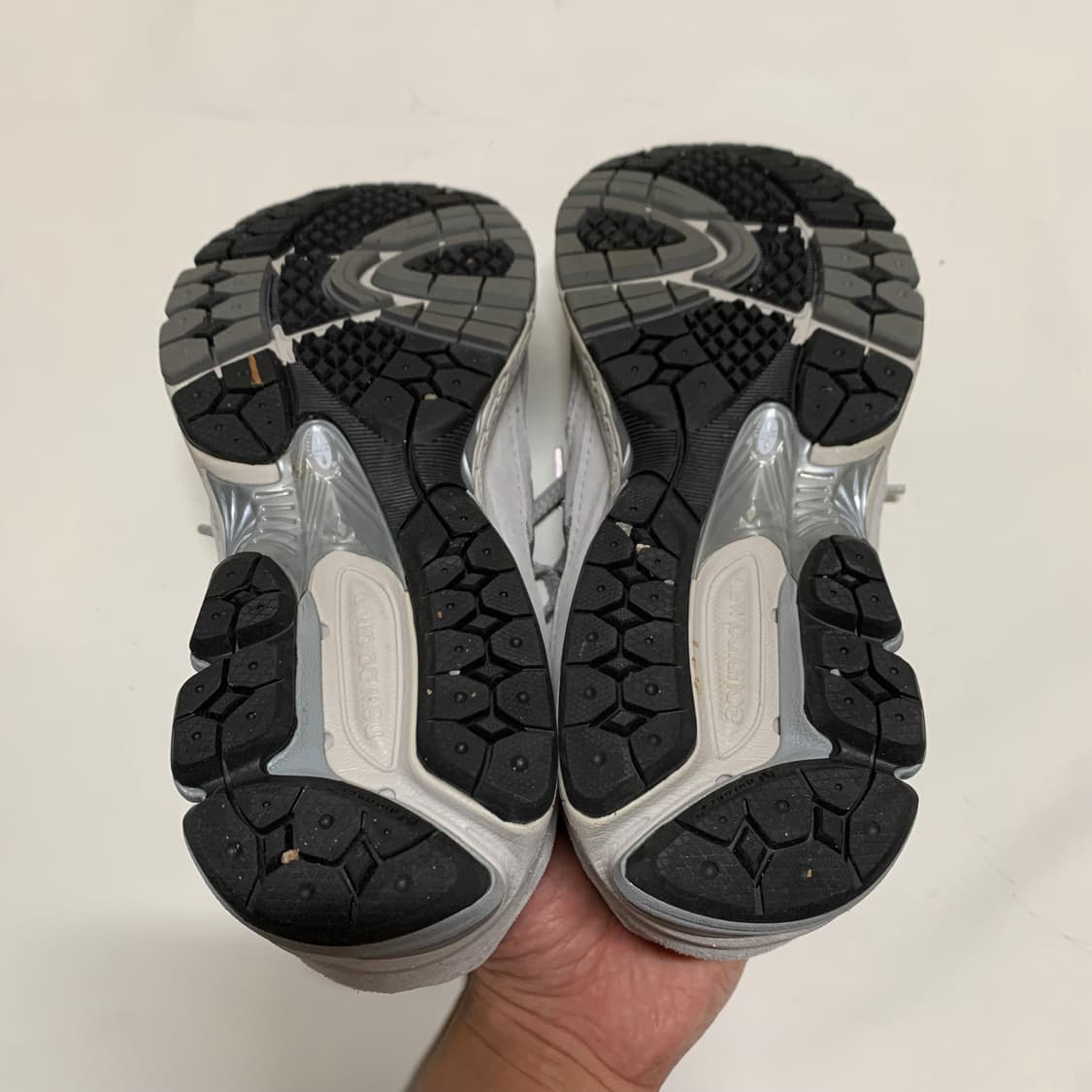 230) 뉴발란스 2002r 그레이 상품이미지4