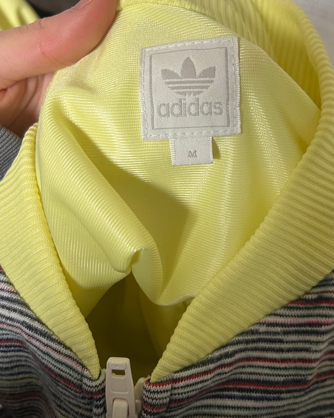 아디다스 희귀져지 노랑 상품이미지4
