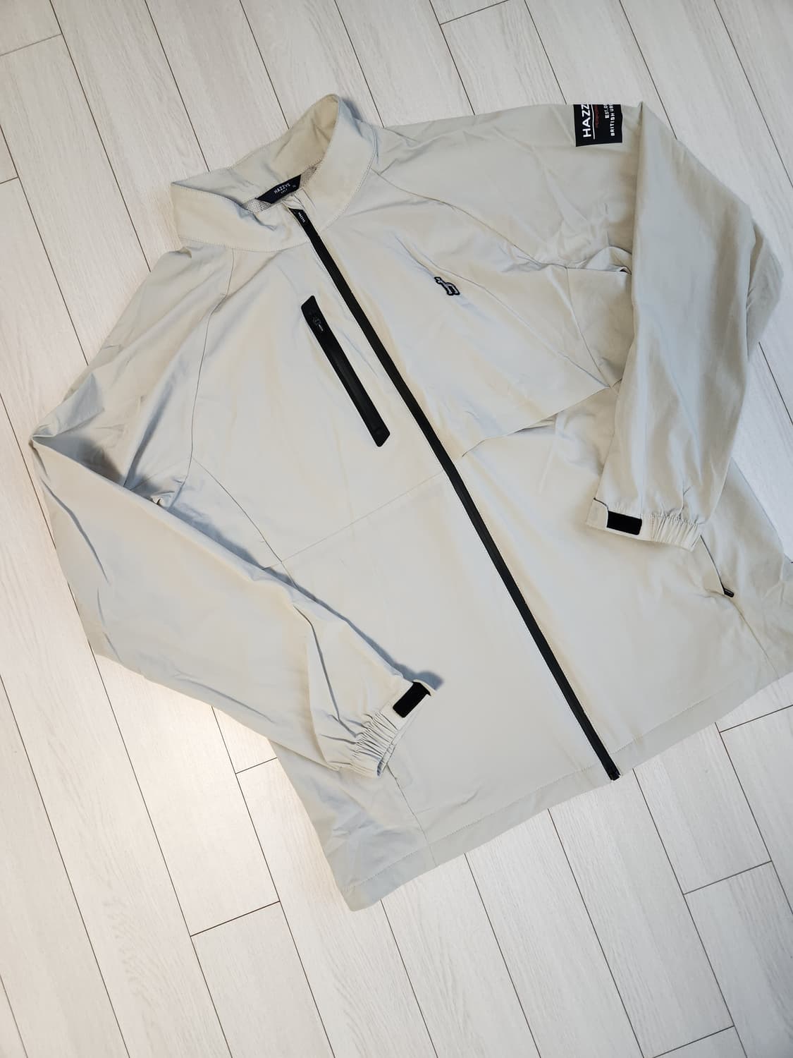 새상품급)헤지스 남성 골프 바람막이 집업 자켓 사이즈110 상품이미지1