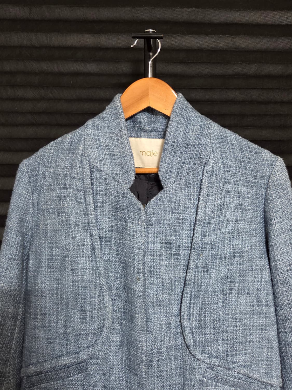 [마쥬] LARRY 텍스처드 코튼 노카라 크롭 자켓 | 00172 상품이미지2