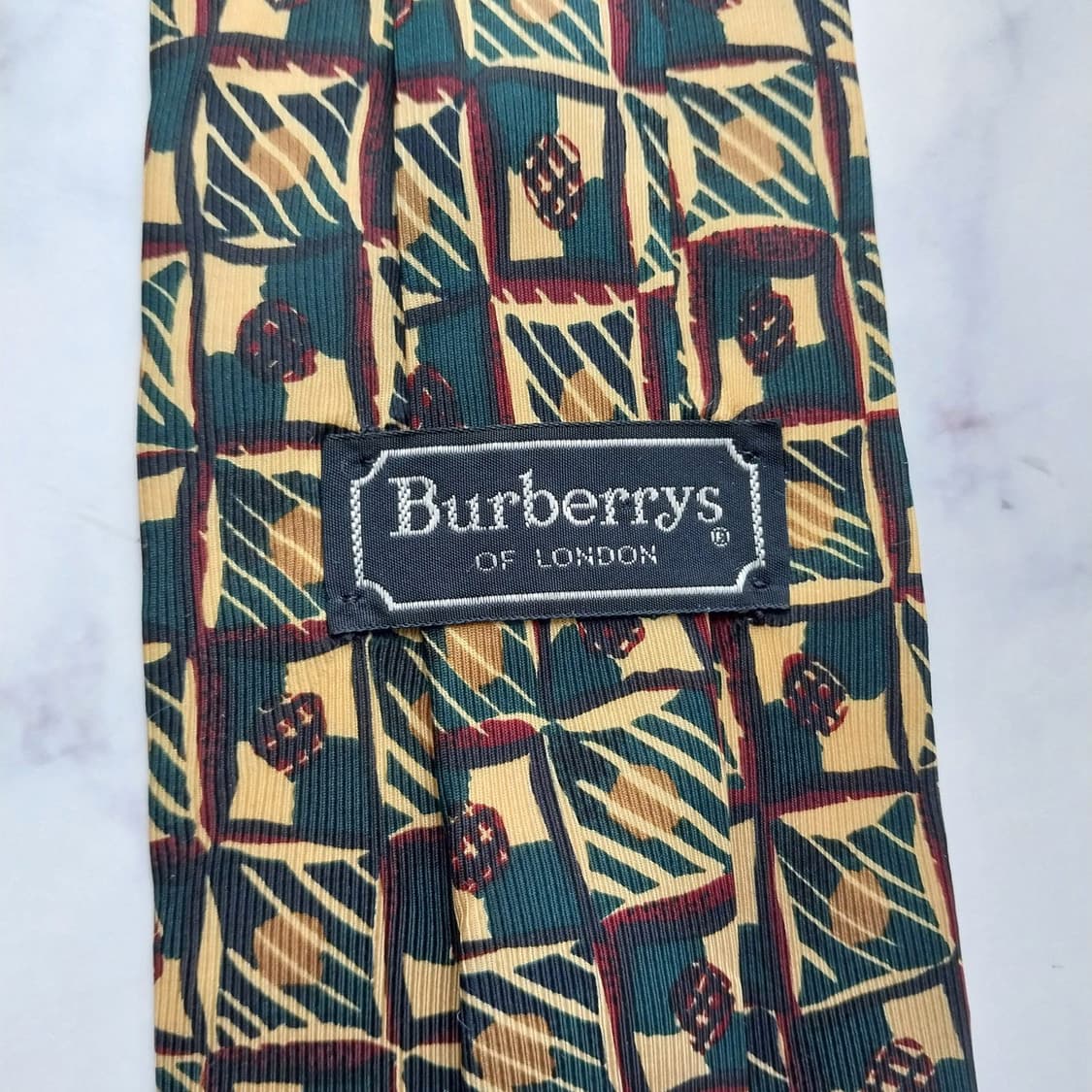 버버리 실크 베이지 헤리티지 패턴 넥타이 10cm A+등급 K2243
 상품이미지9
