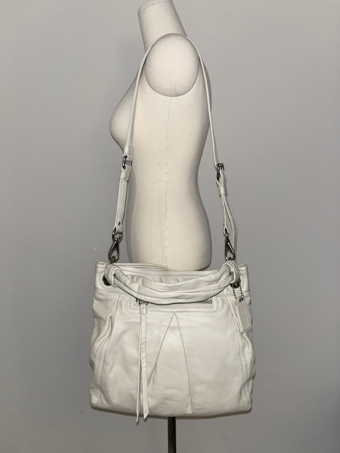 🎉SALE🎉 COACH AllWhite shoulder bag 상품이미지7