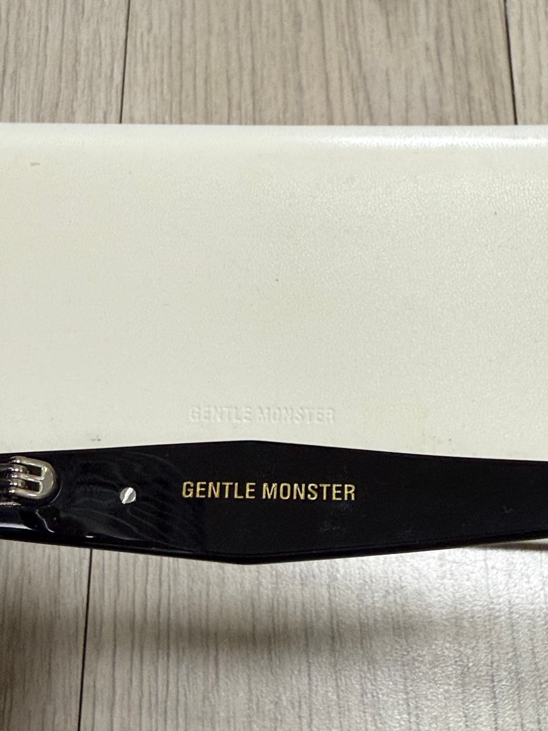 젠틀몬스터 로코코 상품이미지6