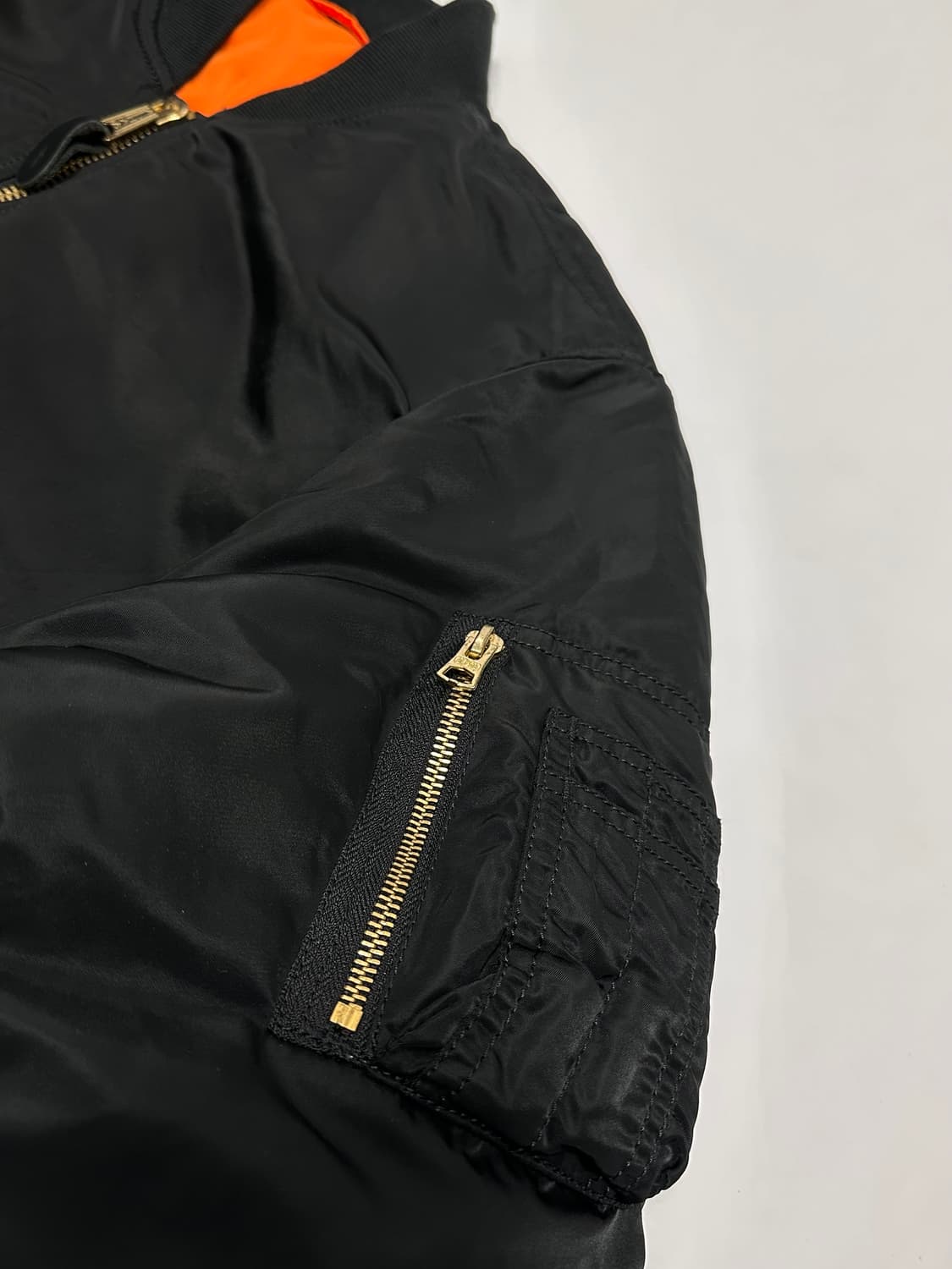 알파인더스트리 ma-1 항공점퍼 리버서블 플라이트 자켓 상품이미지3