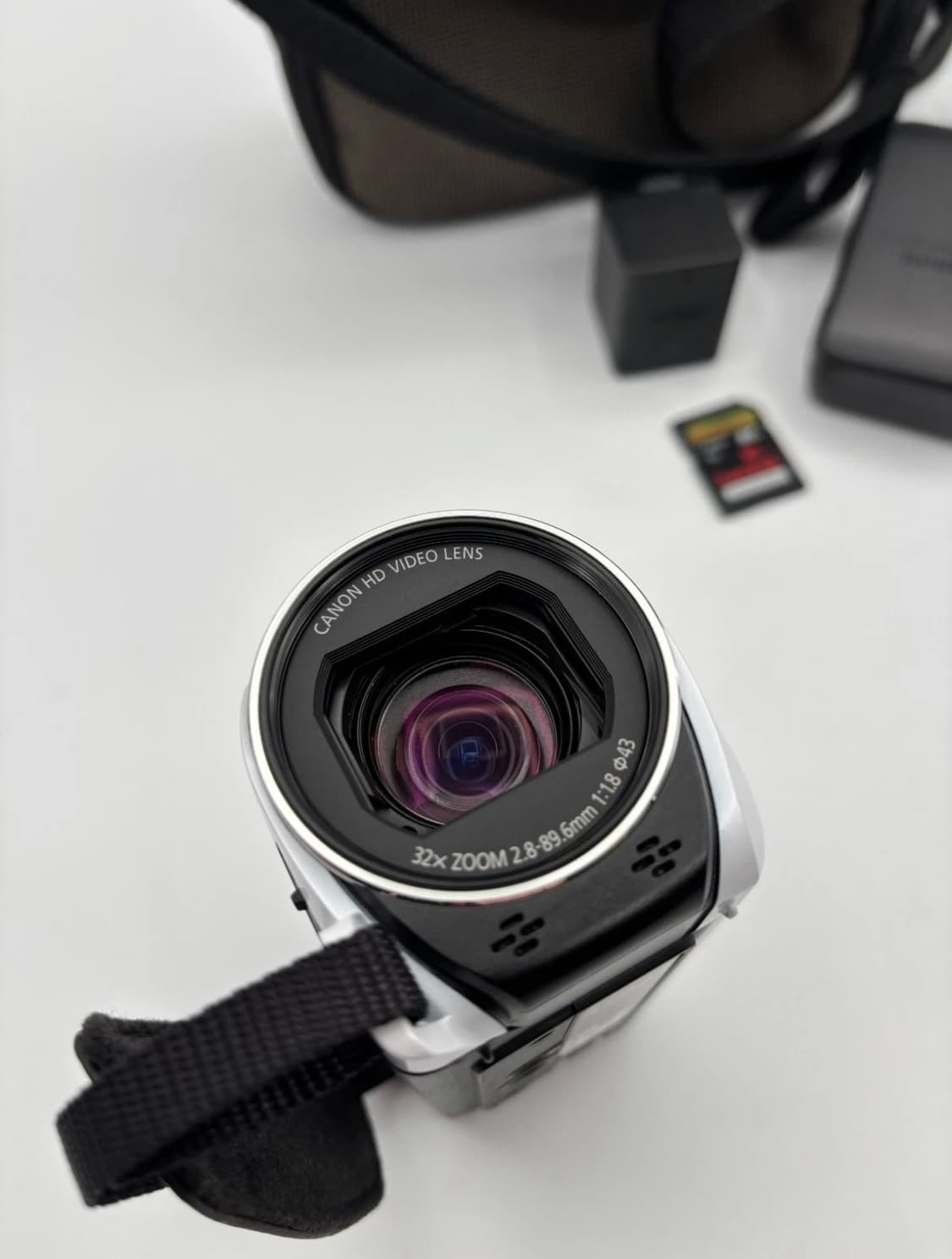 캐논 빅시아 HF R800HD 캠코더 화이트 상품이미지6