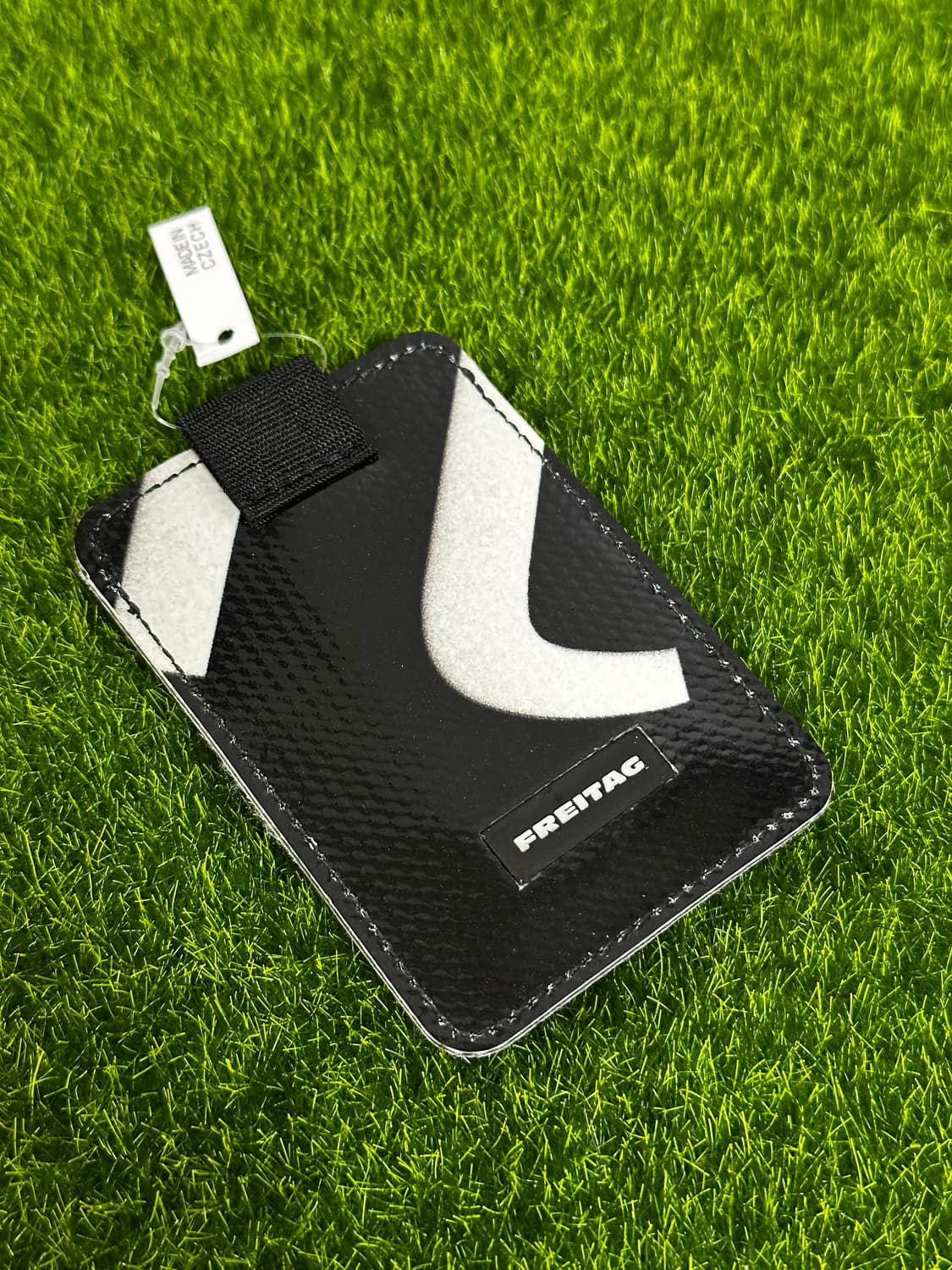 [새상품] 프라이탁 검흰 저스틴  #카드지갑 #freitag 상품이미지3