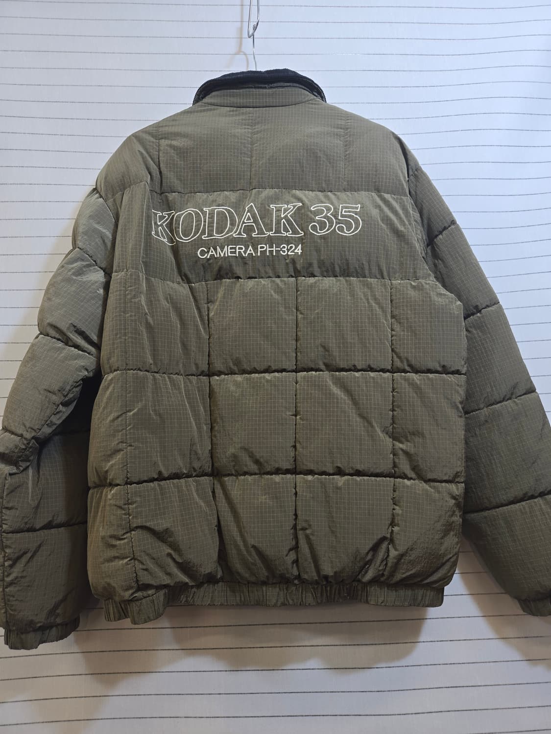 코닥 35주년 숏 패딩 자켓 카키색 상품이미지6