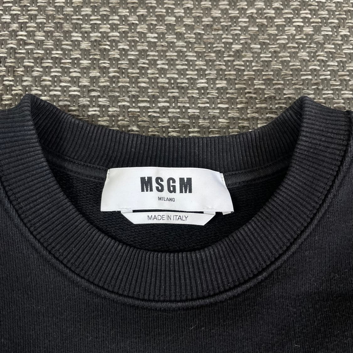  MSGM 블랙 핑크 프린팅 맨투맨  상품이미지4