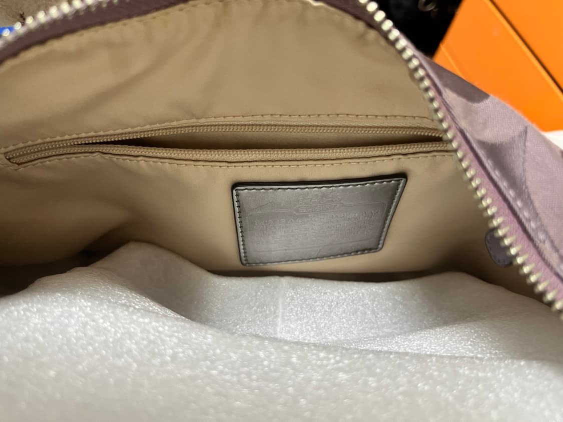 코치 숄더백 퍼플 상품이미지6