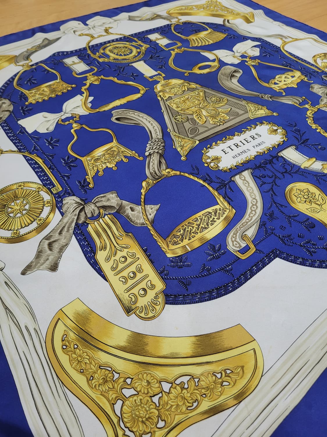 정품 에르메스 까레 실크 스카프 상품이미지6