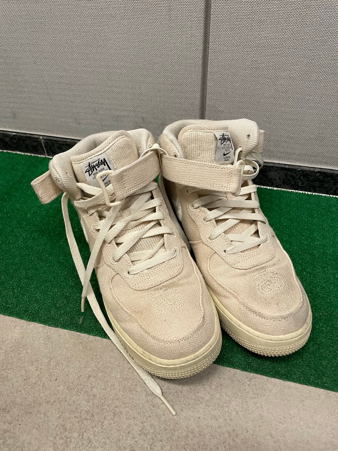 스투시 에어포스 미드 파슬 상품이미지1