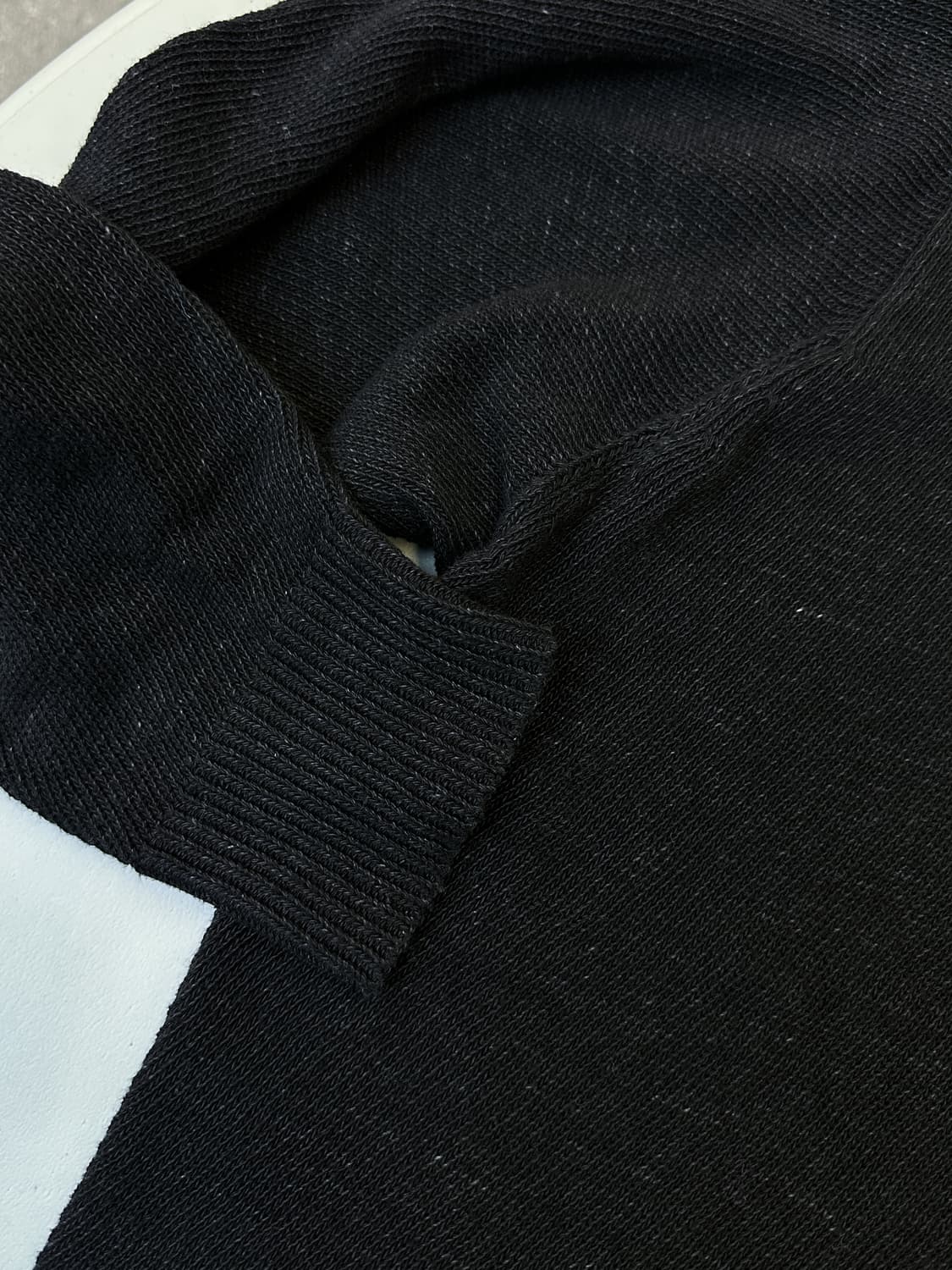 코모리 24ss 블랙 코튼 스웨터 상품이미지4