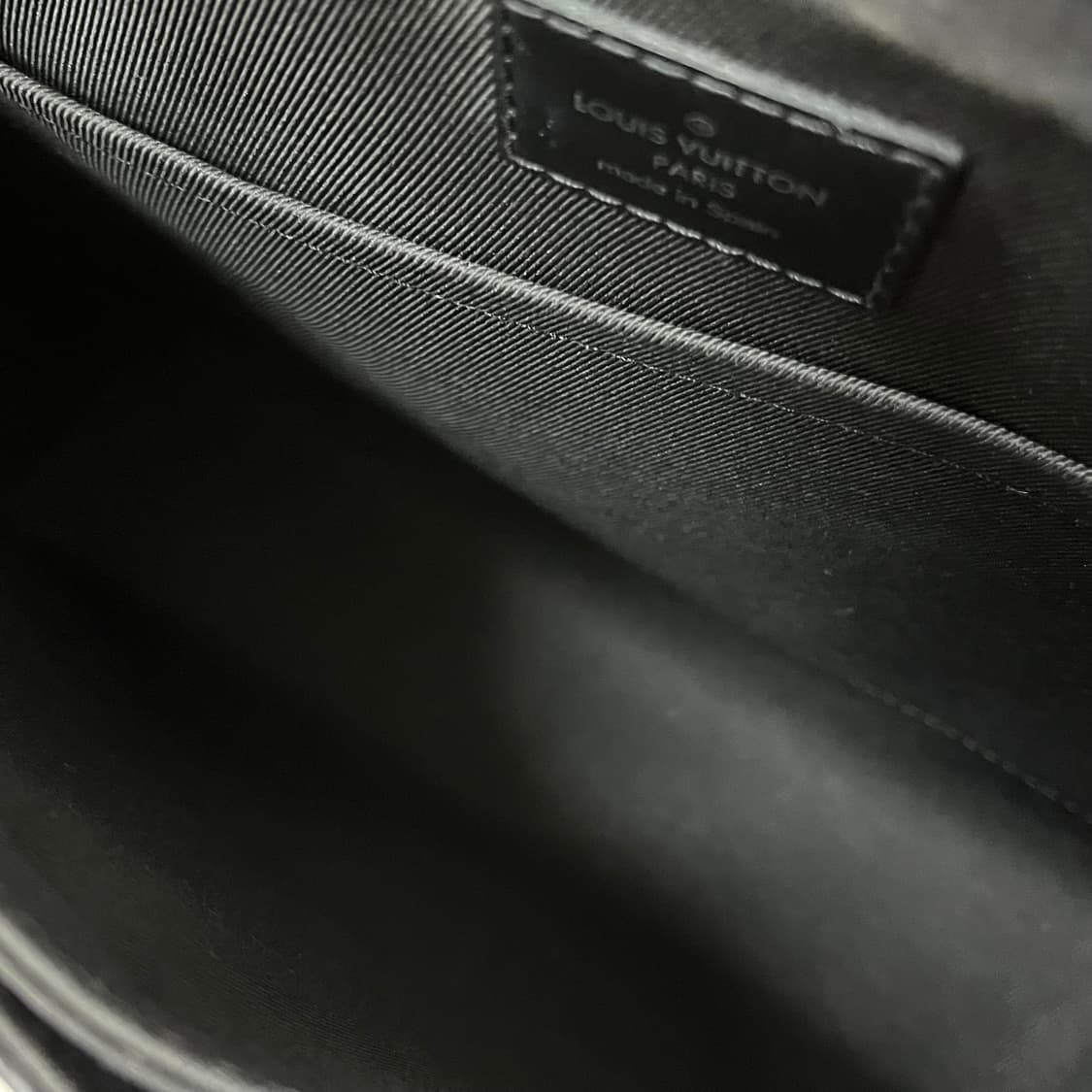 [A급/정품] 루이비통 디스트릭트 pm 메신저 크로스백 가방 상품이미지6