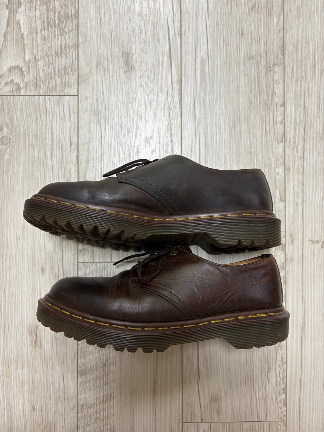 닥터마틴 1461 3홀 크레이지홀스 240 상품이미지2