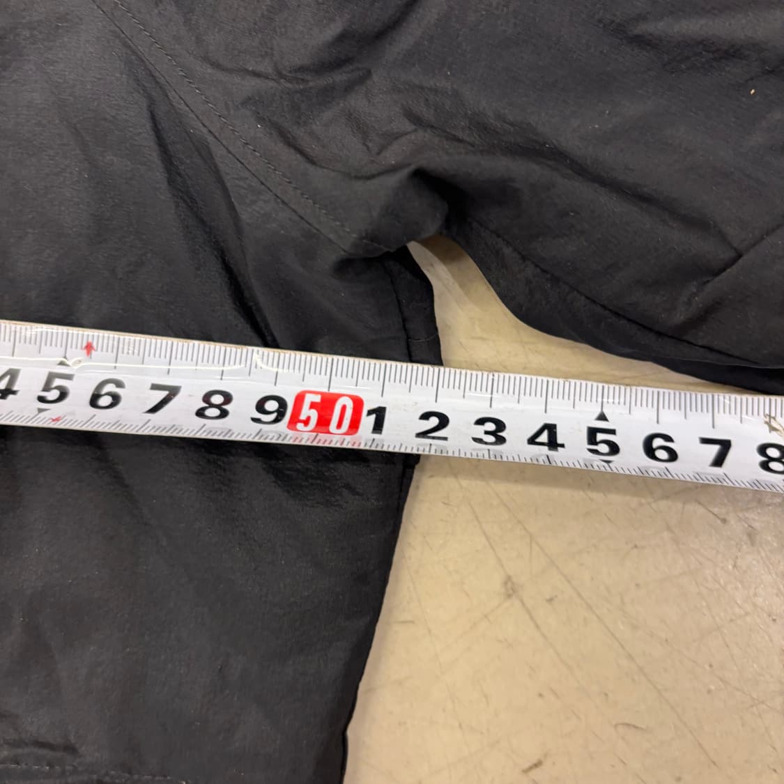 언더아머 스몰로고 블랙 바람막이 상품이미지5