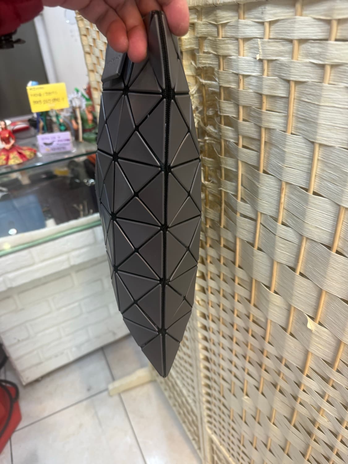 정품 바오바오 토트백 팝니다 상품이미지3