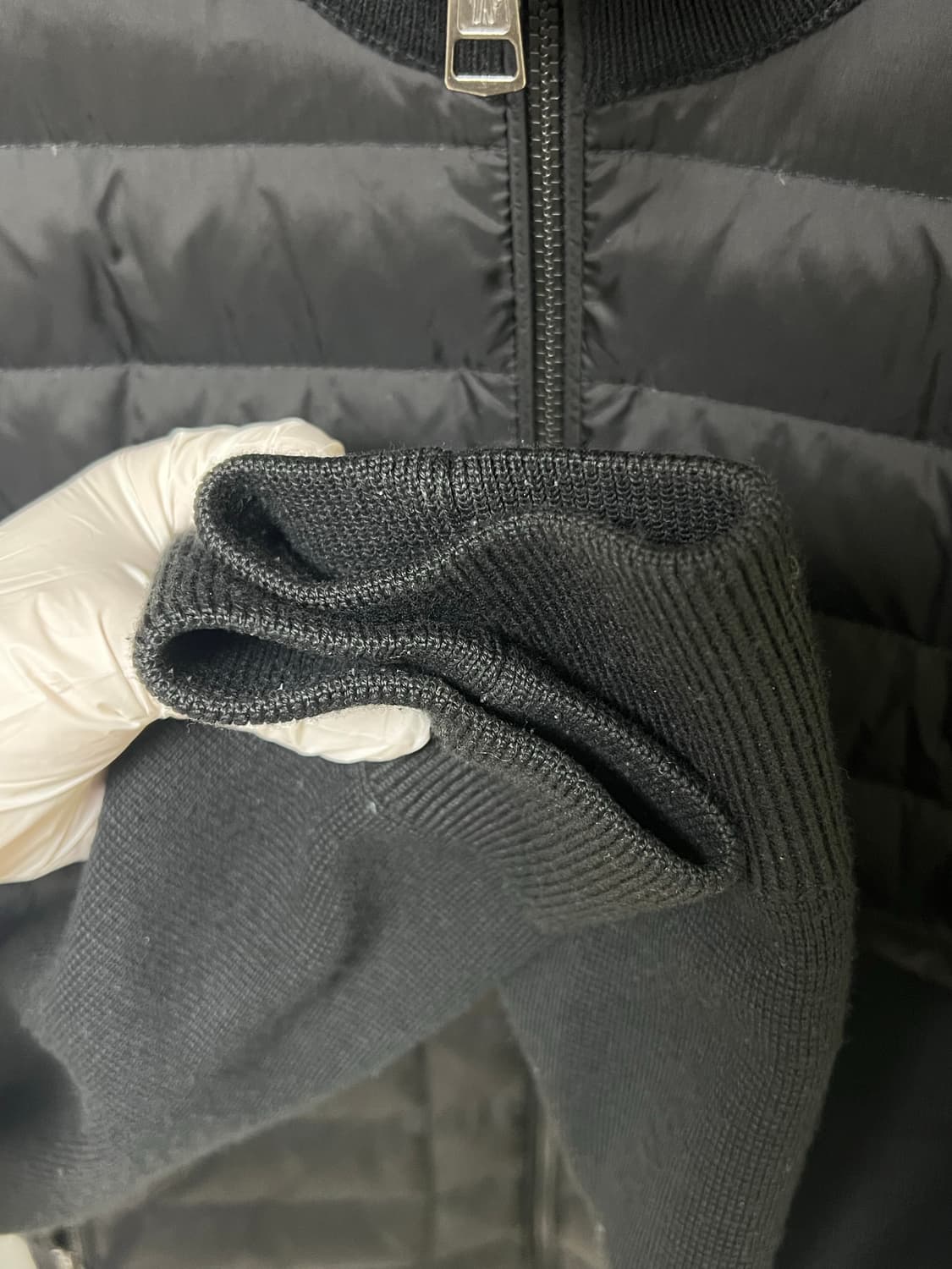 [정품] 신형 23FW / 몽클레어 니트패딩 블랙 M size 상품이미지3