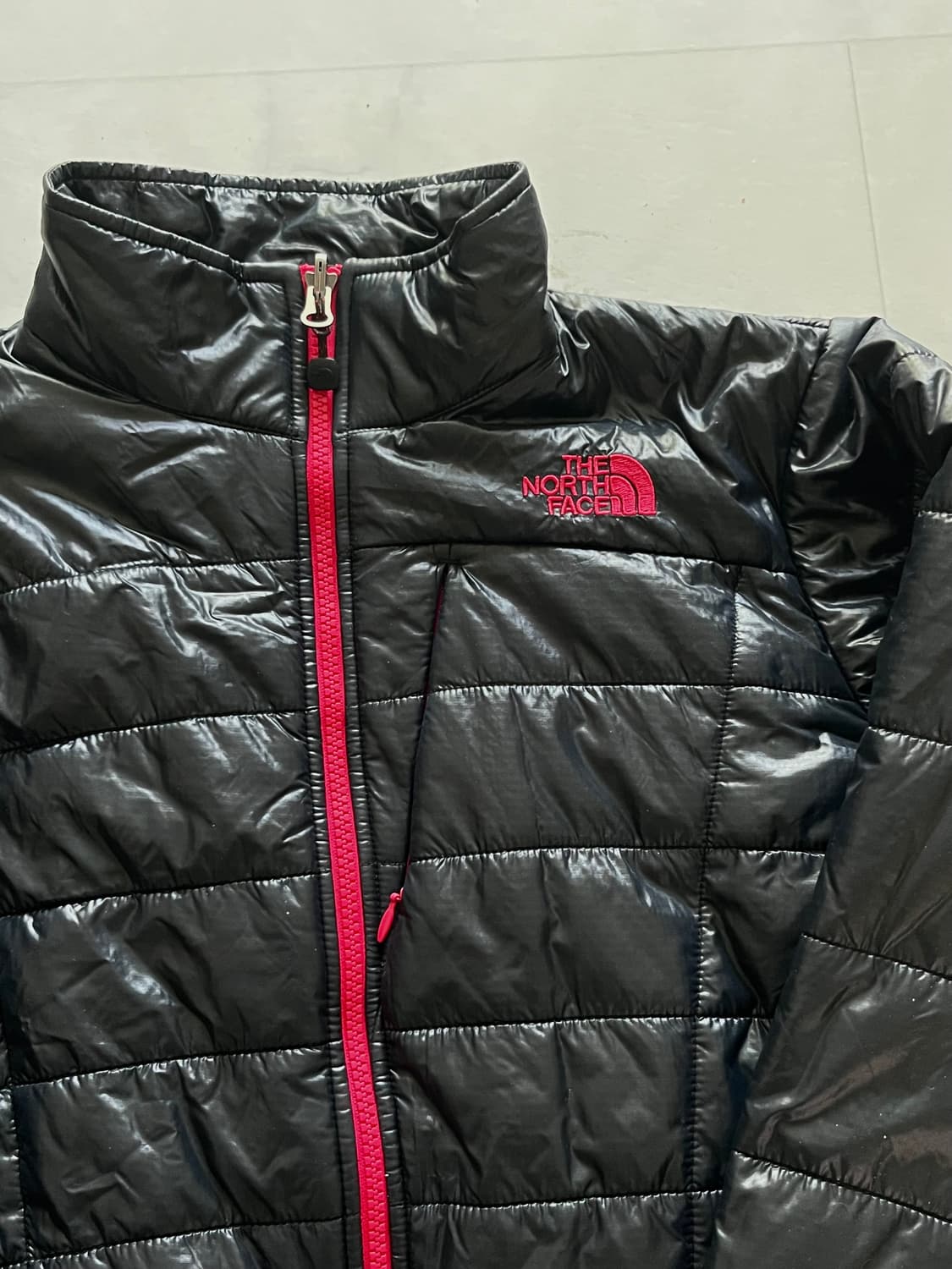 노스페이스 경량패딩 상품이미지1