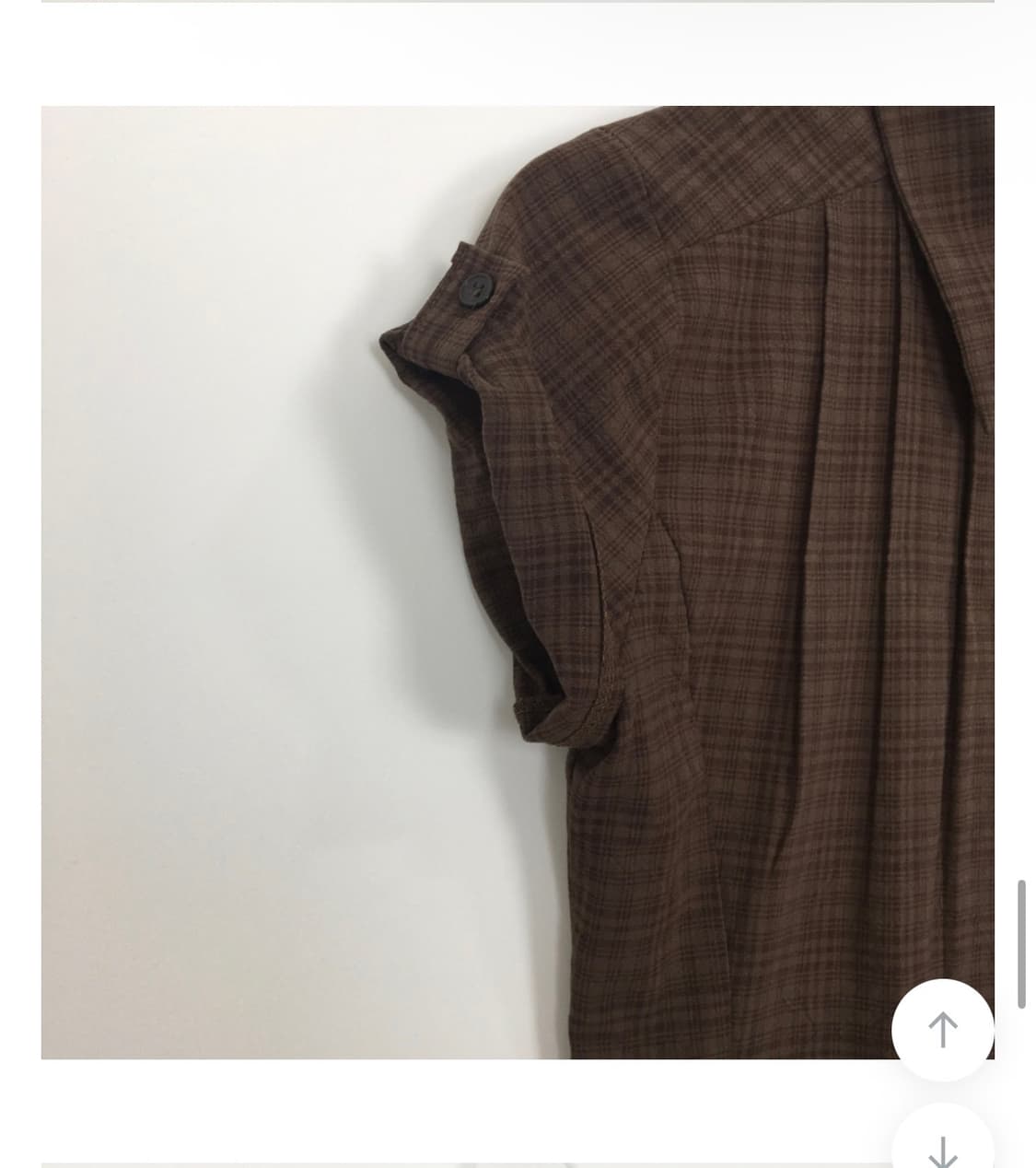 더기 롤업 핀턱 반팔 셔츠 상품이미지3