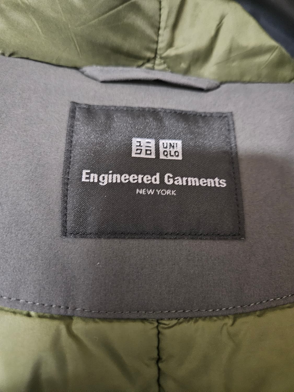 유니클로 엔지니어드 가먼츠 퍼프 테크 후드 코트 다크 그린 M 상품이미지5