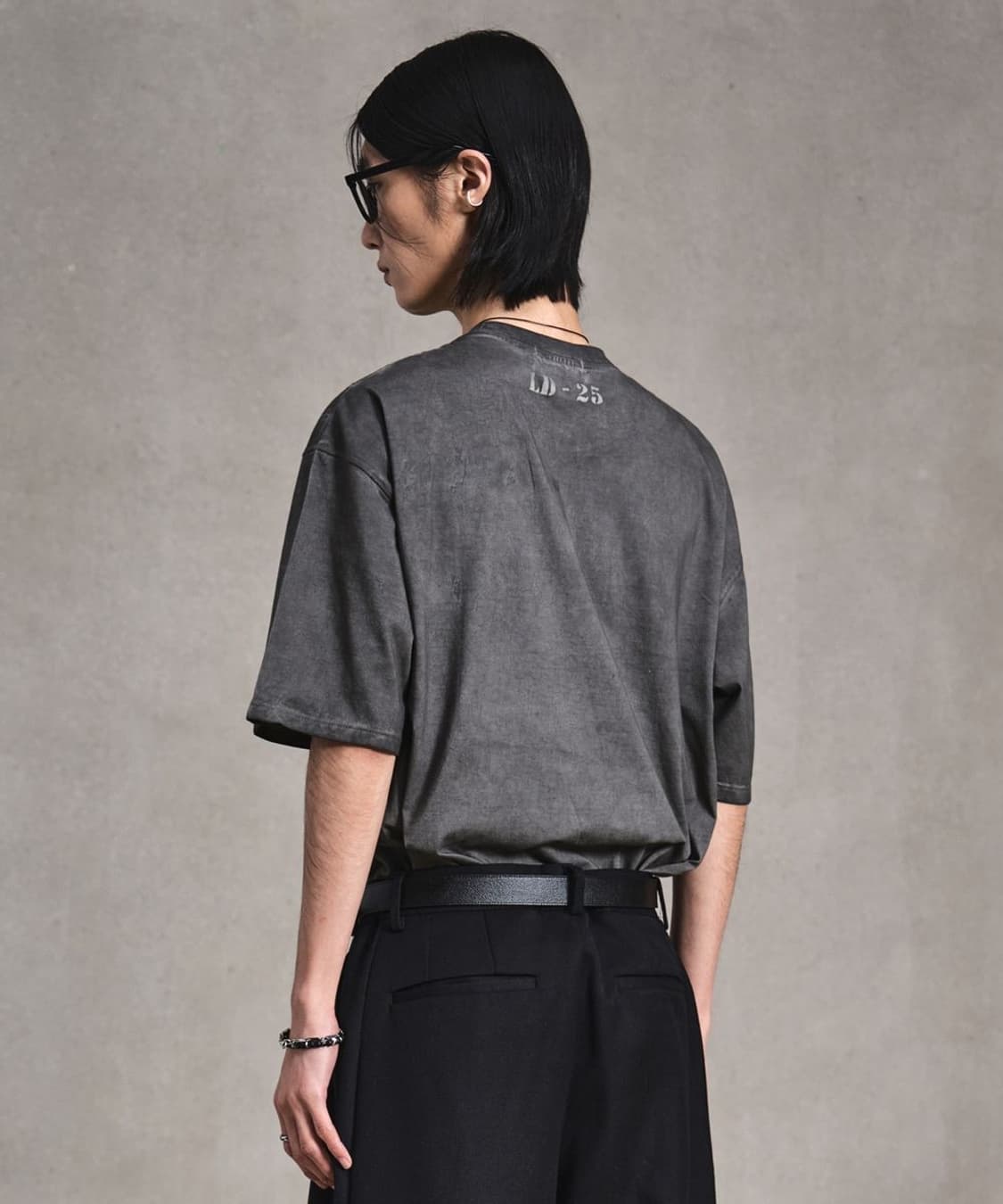 엘무드 루나 가먼트 다잉 하프 반팔 티셔츠 차콜 46 상품이미지3