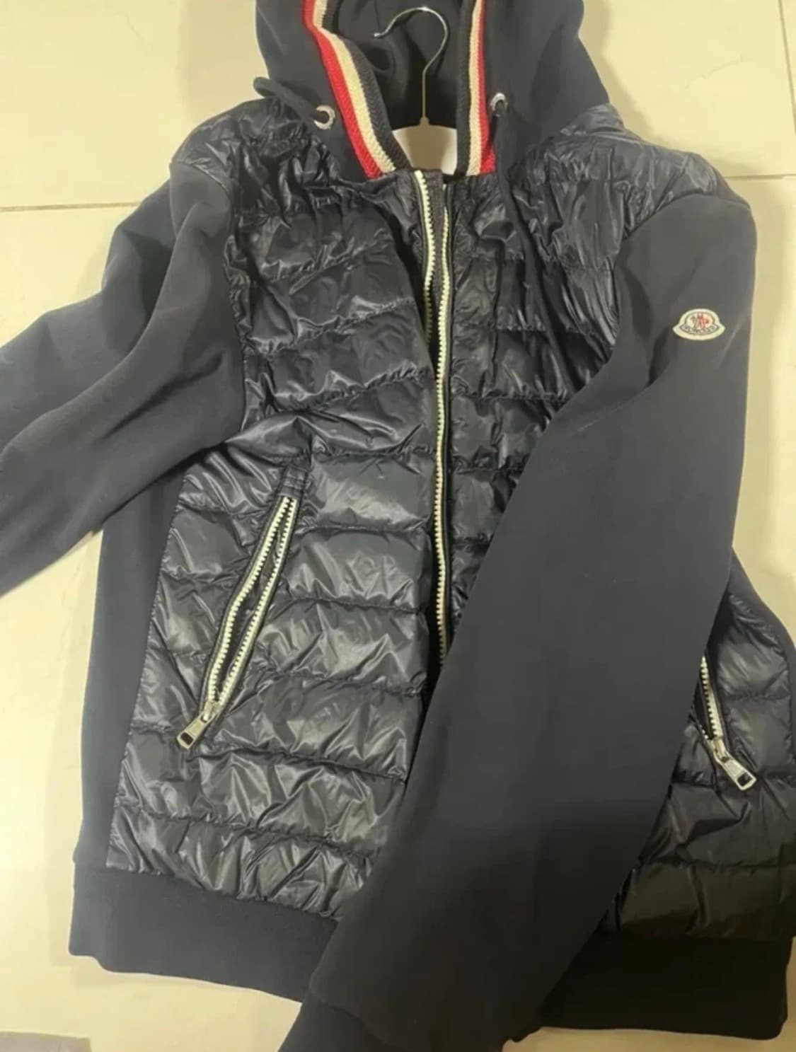 몽클레어 니트 후드집업 상품이미지1