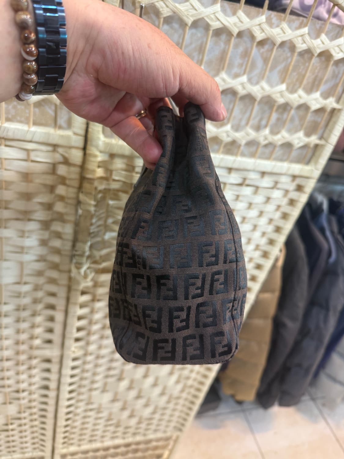 정품 펜디 주카 숄더백 팝니다 상품이미지4