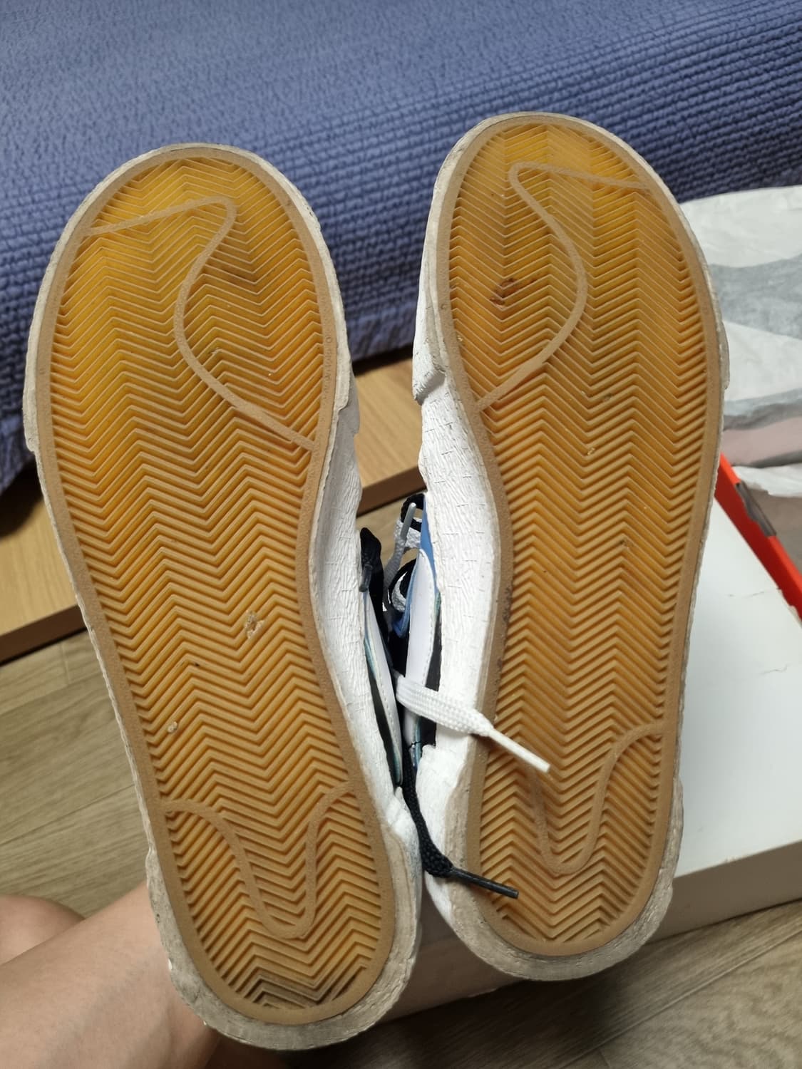 나이키 사카이 블레이저 미드 검흰파 270  상품이미지7