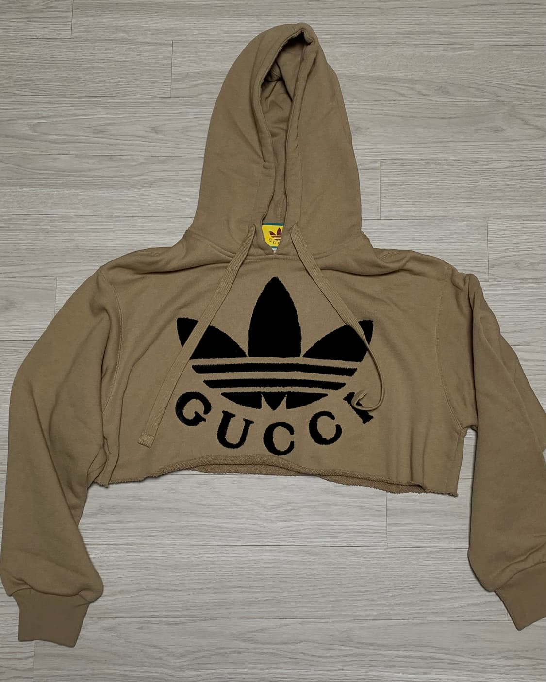 GUCCI X ADIDAS cropped sweatshirt (XS) 상품이미지2
